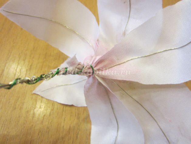 Цветок из ткани лилия: мастер-класс, часть 2