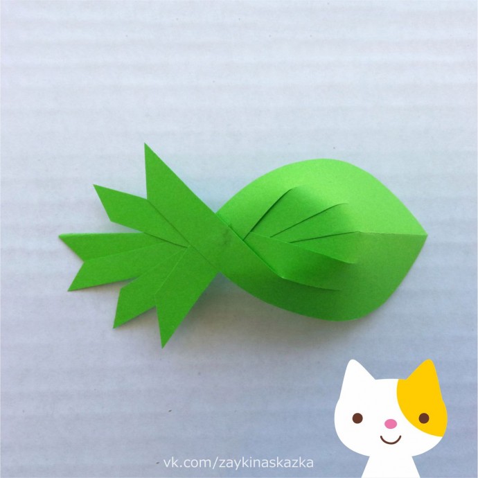 Объёмные рыбки из цветной бумаги Объёмные рыбки из цветной бумаги