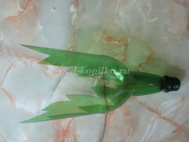 Ромашки из бросового материала детскими руками: часть 3