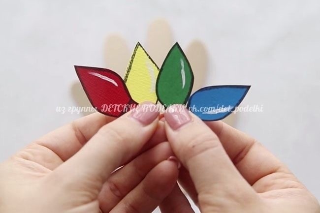 Новогодние ладошки