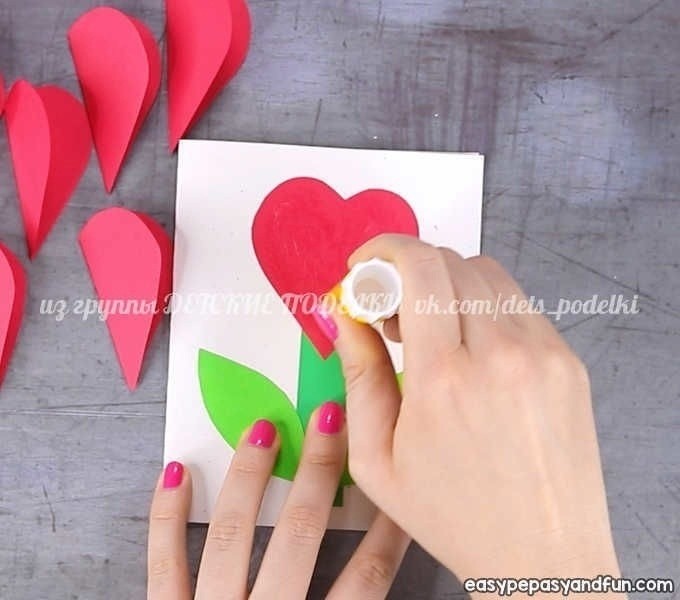 Открытка с объемным цветком-сердцем Открытка с объемным цветком-сердцем