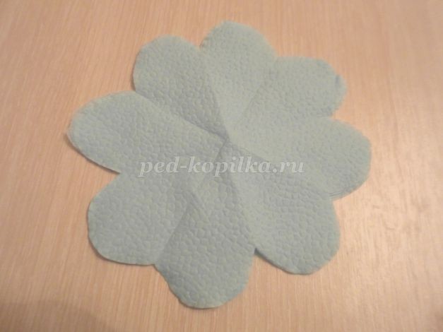 Розы из бумаги детскими руками: часть 3 Розы из бумаги детскими руками: часть 3