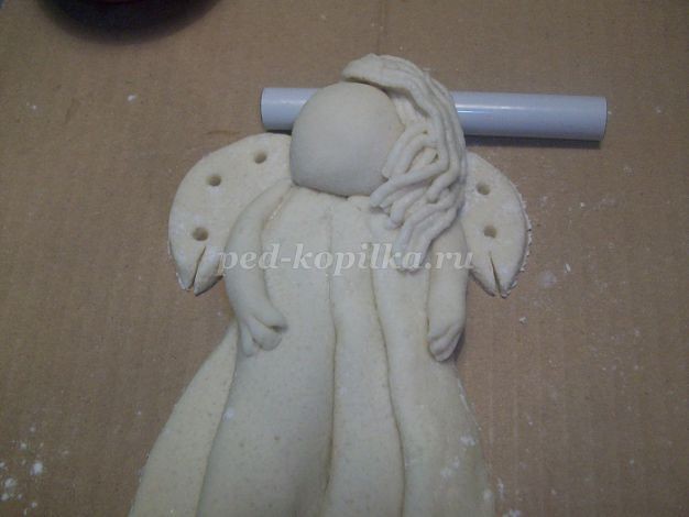 Нежный ангел из солёного теста детскими руками: мастер-класс, часть 2 Нежный ангел из солёного теста детскими руками: мастер-класс, часть 2