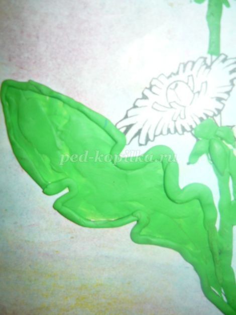 Одуванчик из пластилина