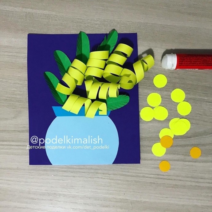 Мимоза в вазе