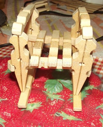 Кресло-качалка из прищепок: мастер-класс, часть 2 Кресло-качалка из прищепок: мастер-класс, часть 2