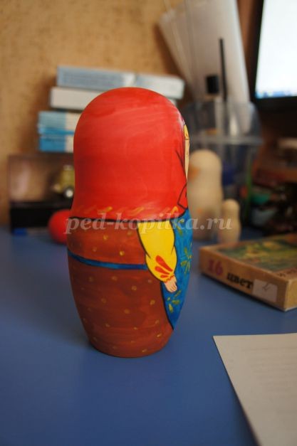 Роспись матрешек по сказке "Репка": мастер-класс, часть 3