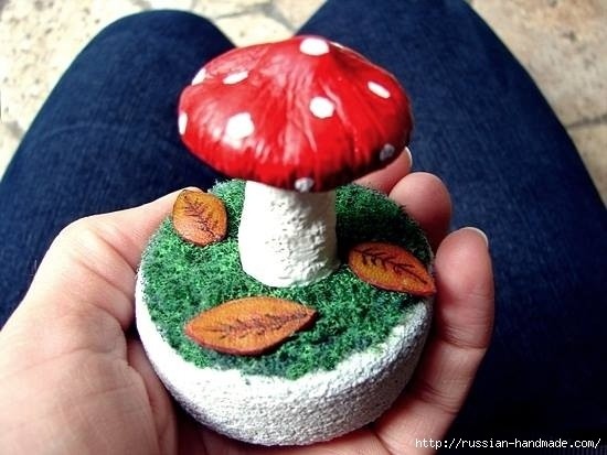 Мухомор из экокожи и пробки Мухомор из экокожи и пробки