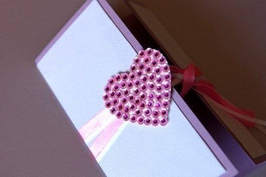 Открытка с сердцем и пайетками