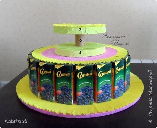 ​Торт из конфет для детского сада