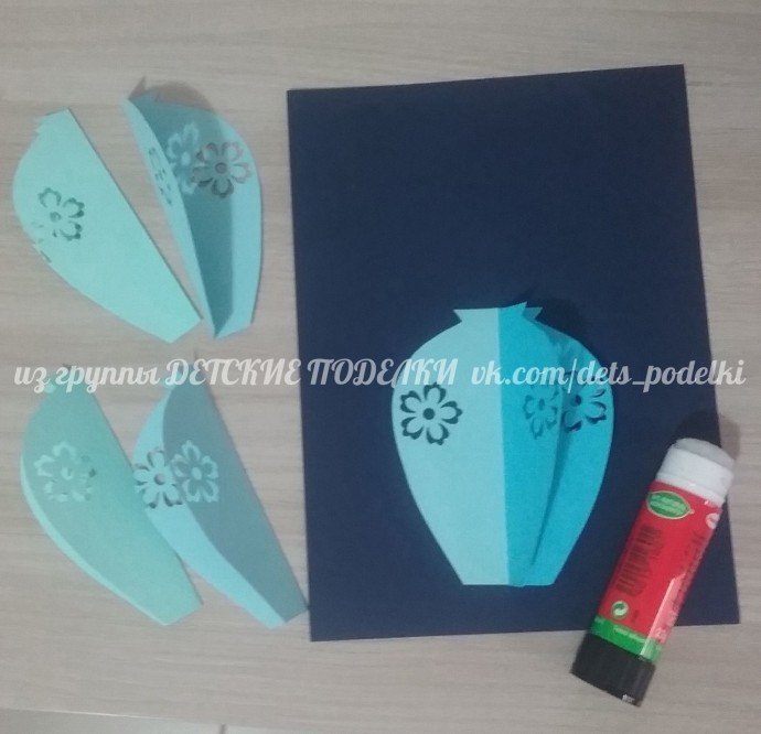 Подснежники в вазе Подснежники в вазе