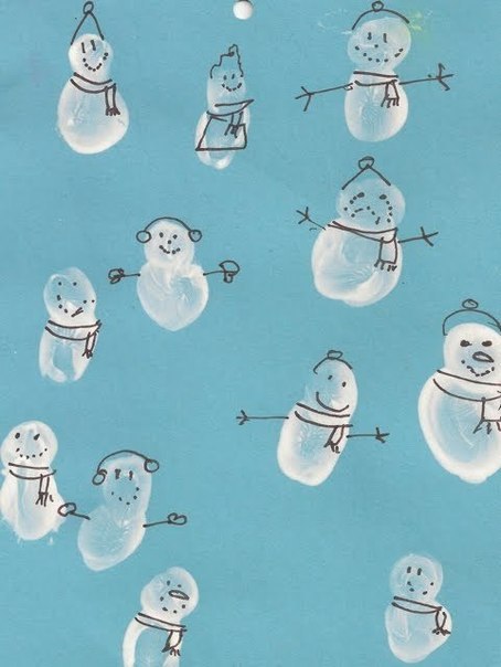 Рисуем снеговиков пальчиками
