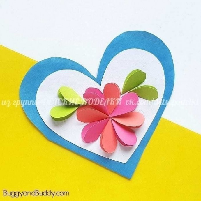 Сердце с цветком внутри