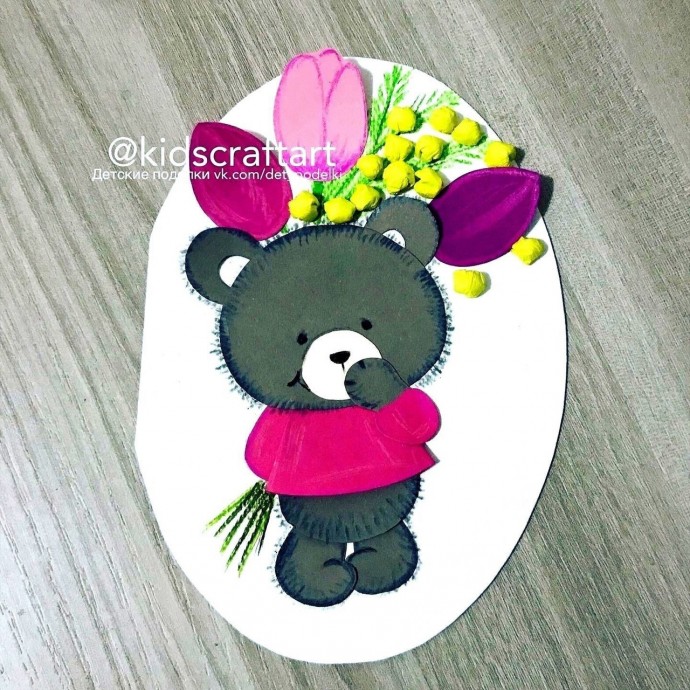 Мишутка с букетом Мишутка с букетом