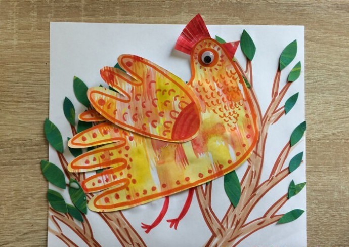 ​Курочка в смешанной технике