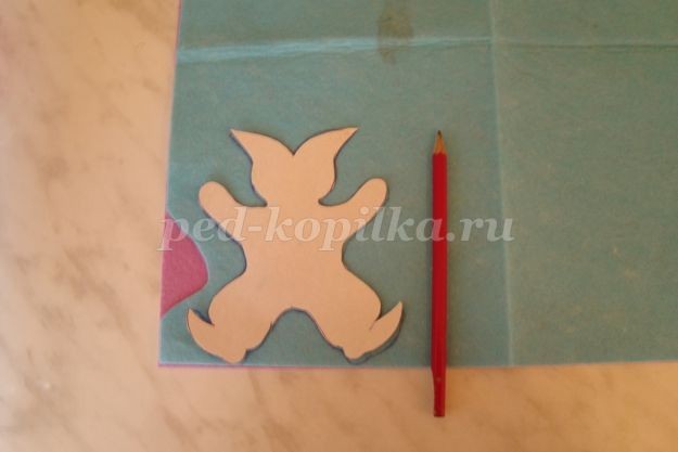 Новогодняя игрушка детскими руками: часть 1