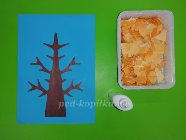 Дерево из цветной бумаги Дерево из цветной бумаги