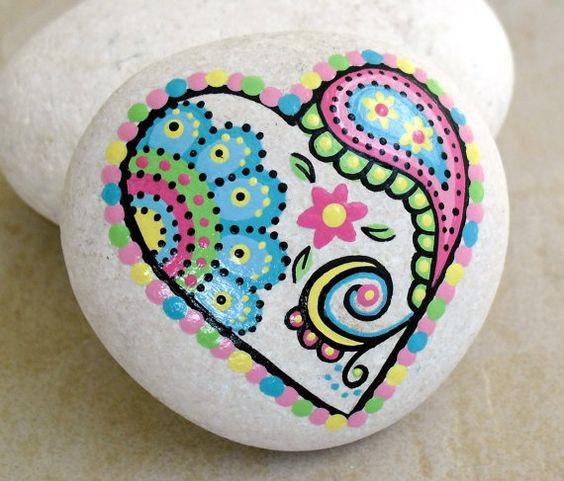 Необычные идеи росписи камешков с детьми