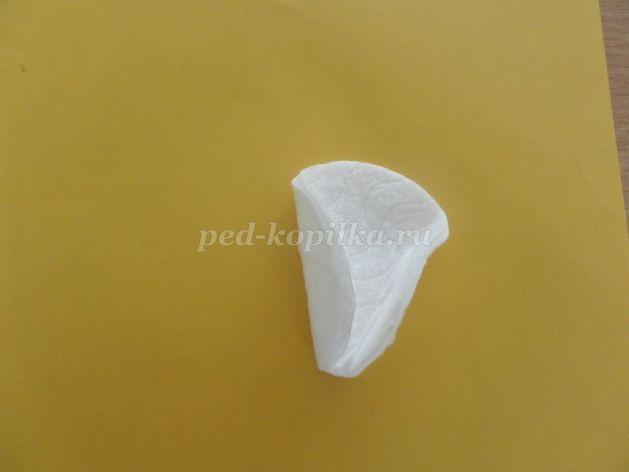 Цветок из ватных дисков