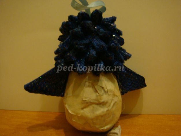 Новогодний пингвин в технике канзаши: часть 2 Новогодний пингвин в технике канзаши: часть 2