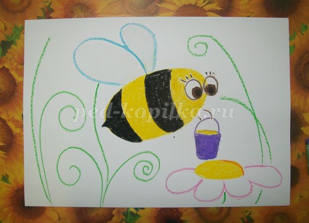 Рисуем пчёлку: масляная пастель + акварель