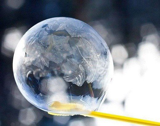 ​Замерзшие мыльные пузыри