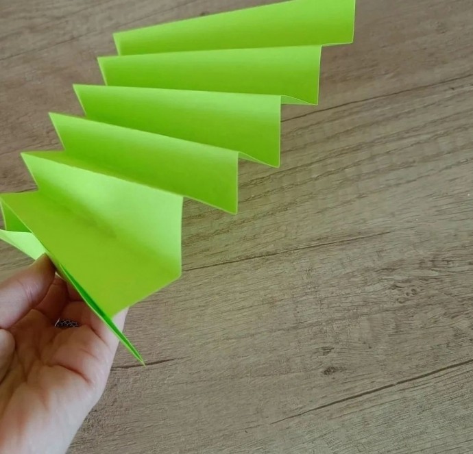 Весенний букет из цветной бумаги Весенний букет из цветной бумаги