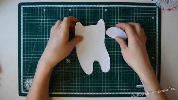 Котенок из флиса