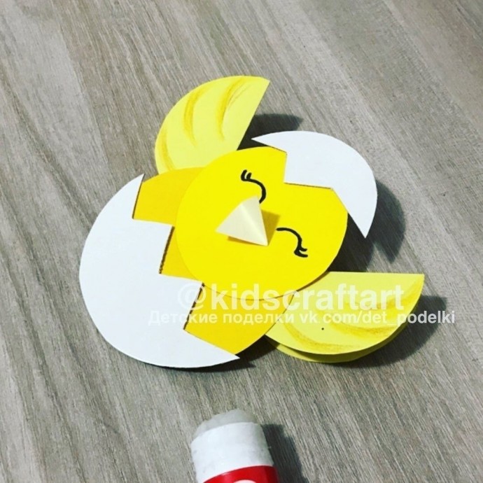 Яйцо с цыплёнком и бантом