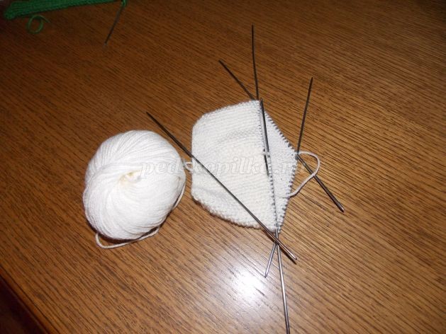 Как связать Снеговика на спицах