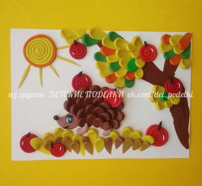 Осенняя поделка аппликация из пластилина "Ежик и яблонька" Осенняя поделка аппликация из пластилина "Ежик и яблонька"