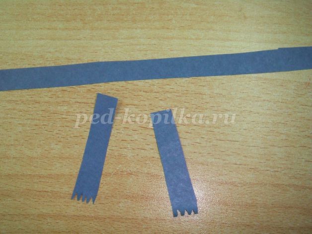 Снеговик из рулончика от туалетной бумаги: часть 2