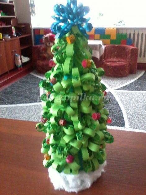 Ёлочка в технике квиллинг: мастер-класс, часть 2 Ёлочка в технике квиллинг: мастер-класс, часть 2