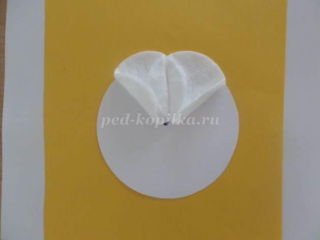 Цветок из ватных дисков