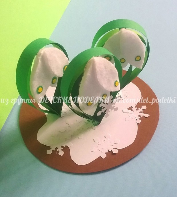Подснежники из бумаги и ватных дисков