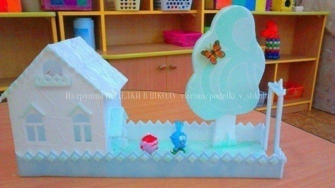 Домик из потолочной плитки Домик из потолочной плитки