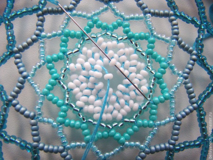 "Ловец снов" с бисером