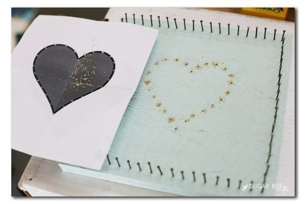 Яркое панно из ниток Яркое панно из ниток