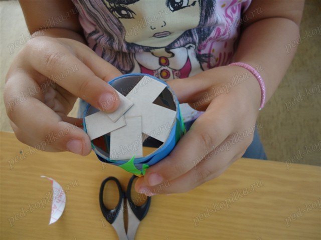 ​Карандашница из рулонов от туалетной бумаги: часть 2