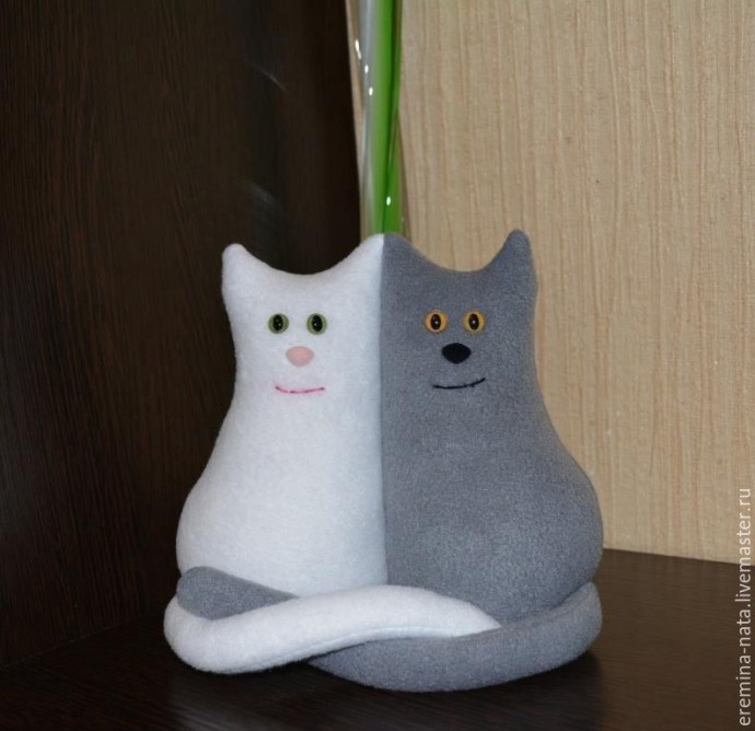 Котики-неразлучники