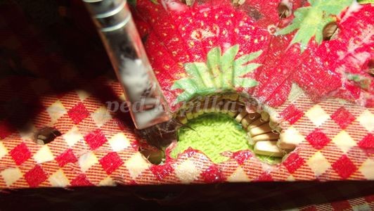 Салфетница из прищепок детскими руками: часть 2