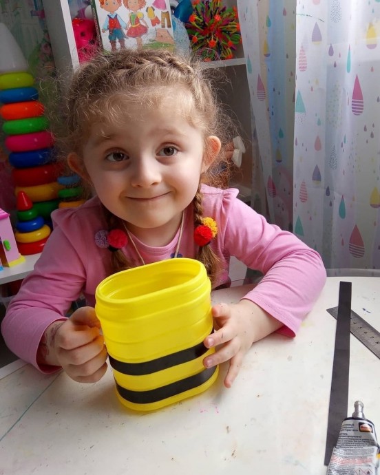 Веселая пчелка для канцелярии Веселая пчелка для канцелярии