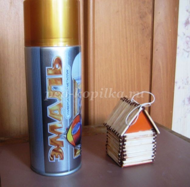 Новогодняя игрушка "Домик из спичек": мастер-класс, часть 2 Новогодняя игрушка "Домик из спичек": мастер-класс, часть 2