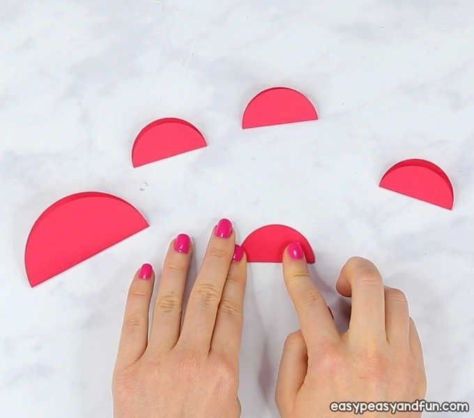 Забавный крабик из кружочков