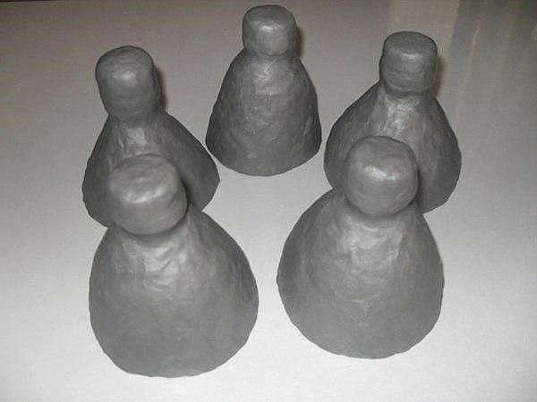 ​Дымковская игрушка детскими руками из подручных материалов