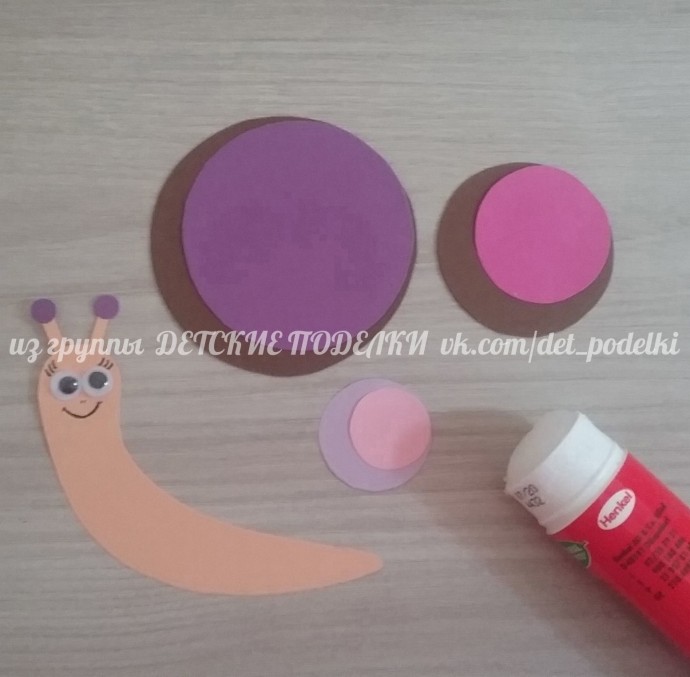 Улитка под арбузным зонтиком Улитка под арбузным зонтиком