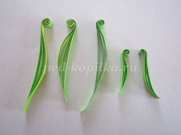 Картина в технике квиллинг в подарок маме: часть 3