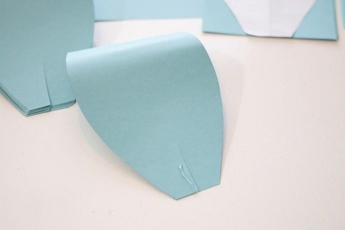 ​Делаем большой цветок из бумаги