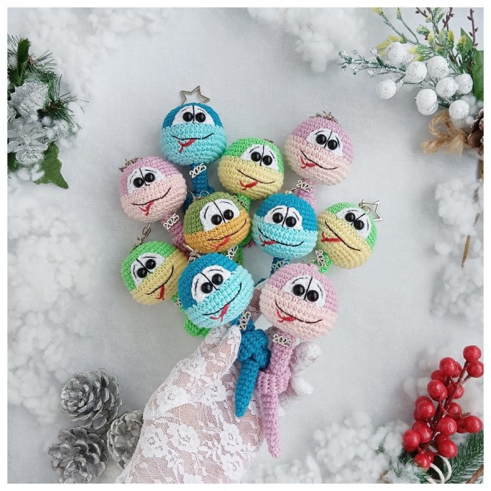 Брелок-змейка Брелок-змейка