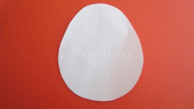 Цыпленок вылупляется из яичка: часть 1